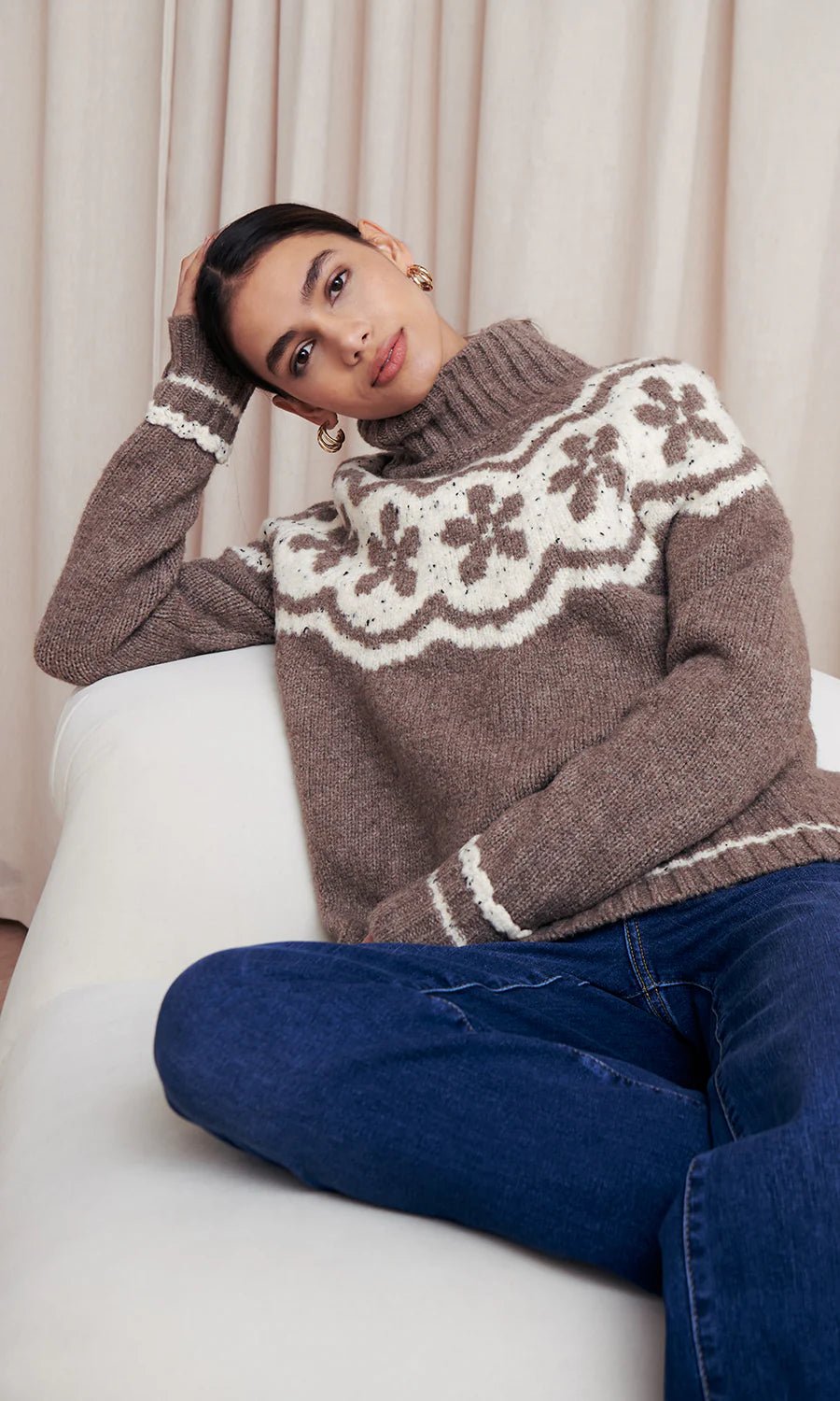 Saylor Blanche Sweater - Capri by Sunset & Co.