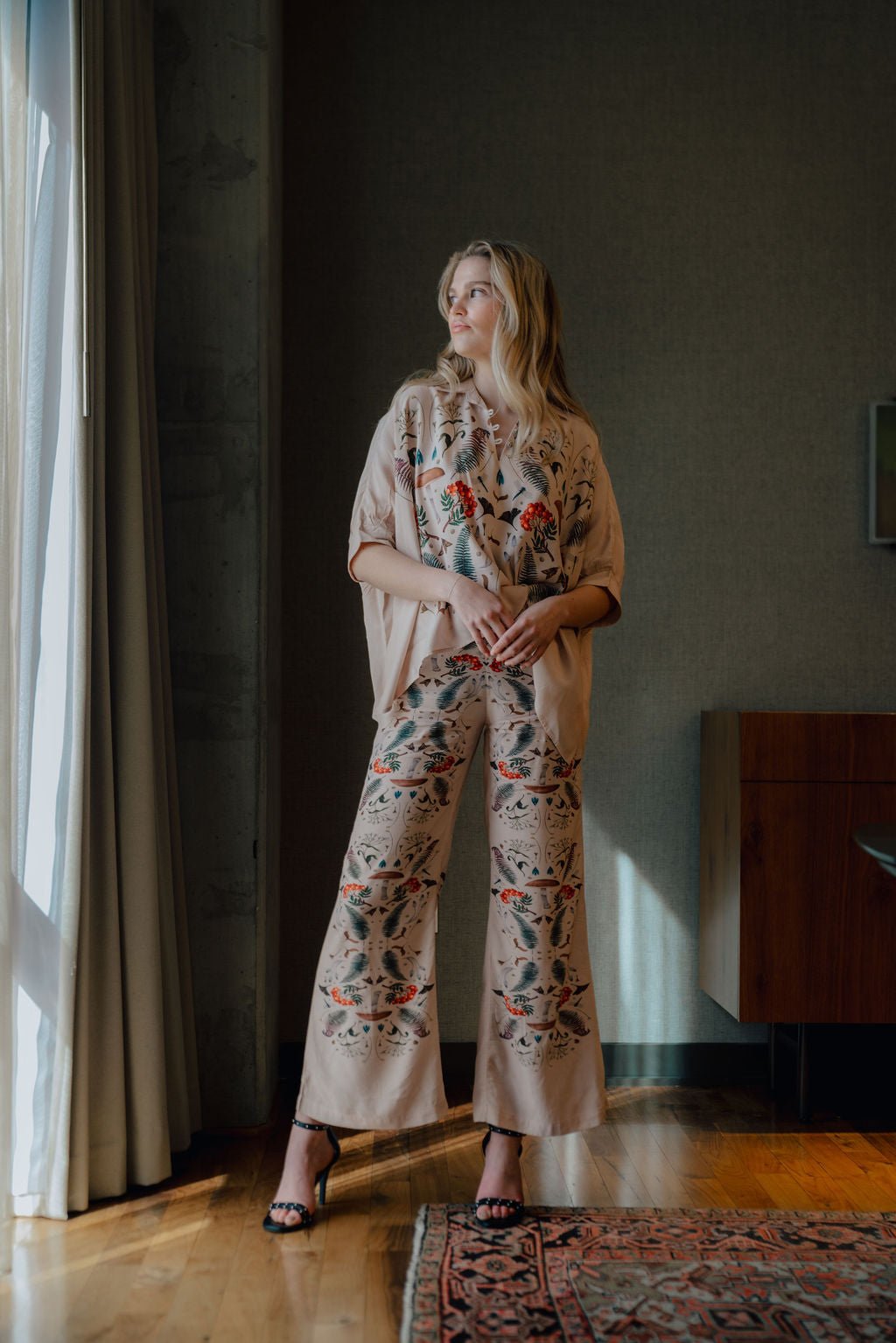 Never A Wallflower Shreveport Top - Capri by Sunset & Co.