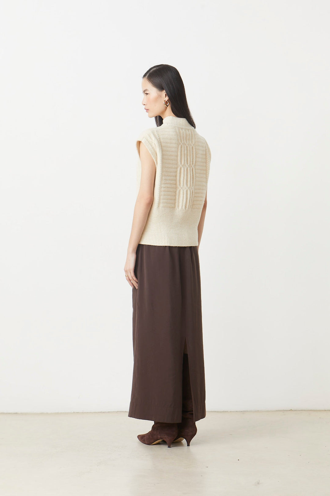 SUNCOO Prusse Sweater - Capri by Sunset & Co.