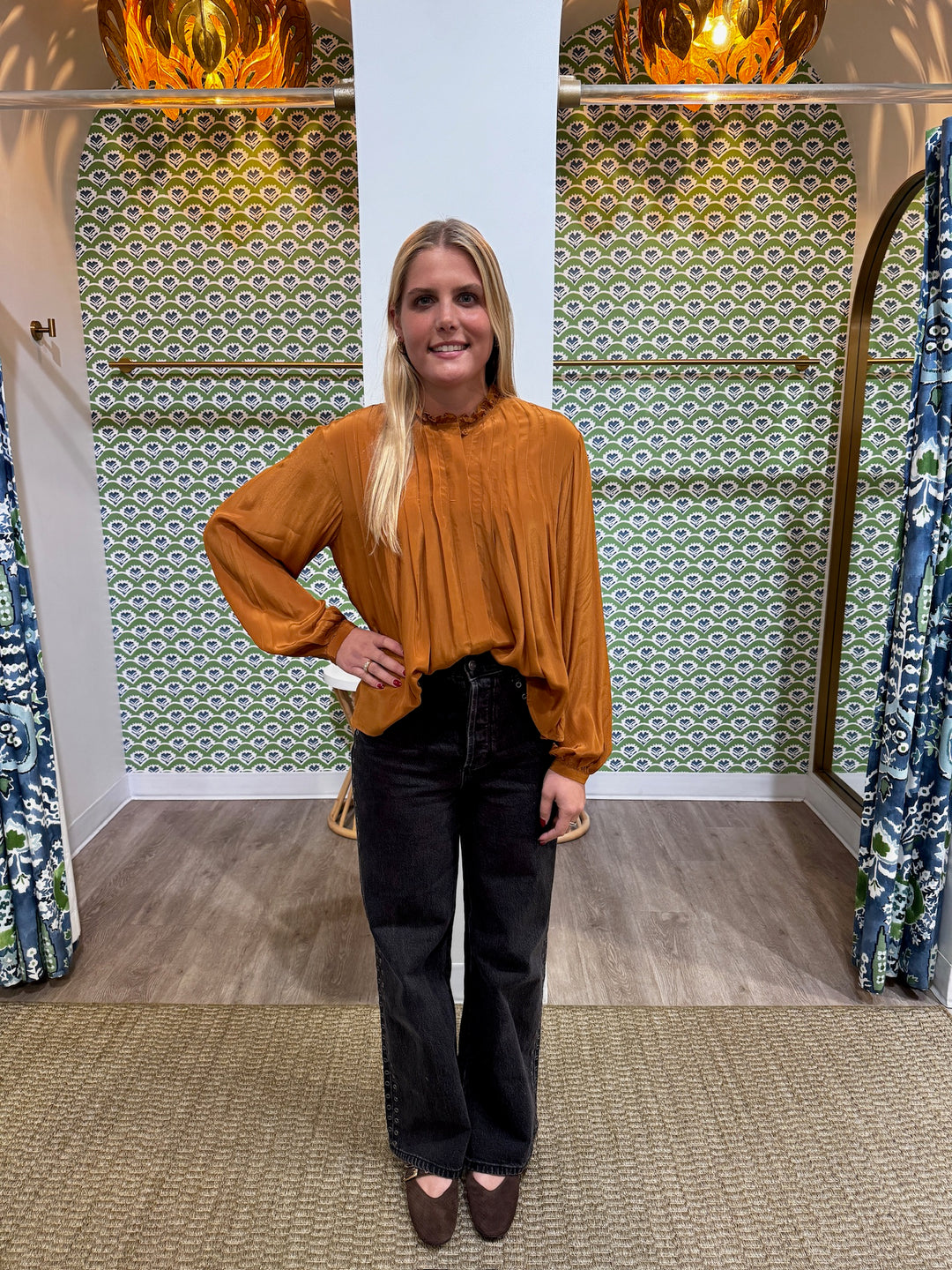 ASTR The Label Ashton Top - Capri by Sunset & Co.