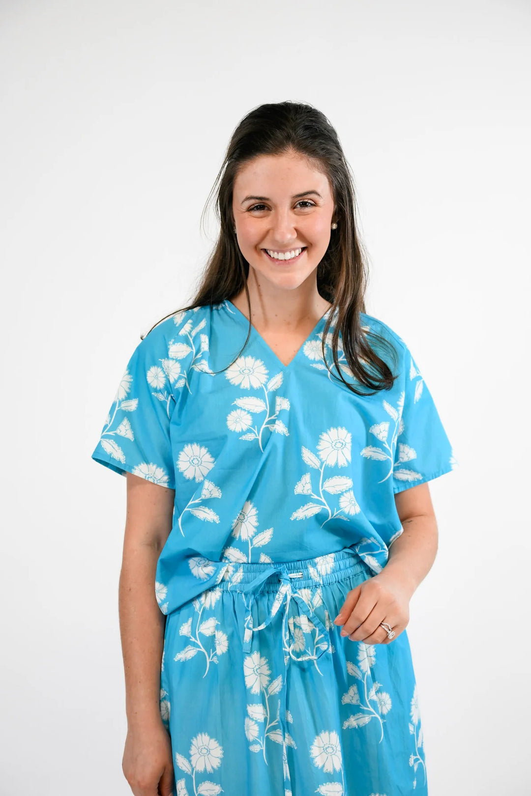 Victoria Dunn Olivia Blouse - Capri by Sunset & Co.