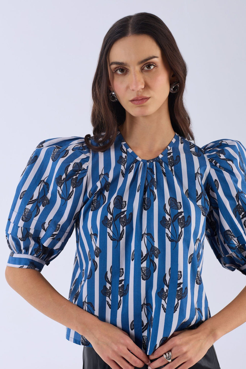 Beyond by Vera Lilly Top - Capri by Sunset & Co.
