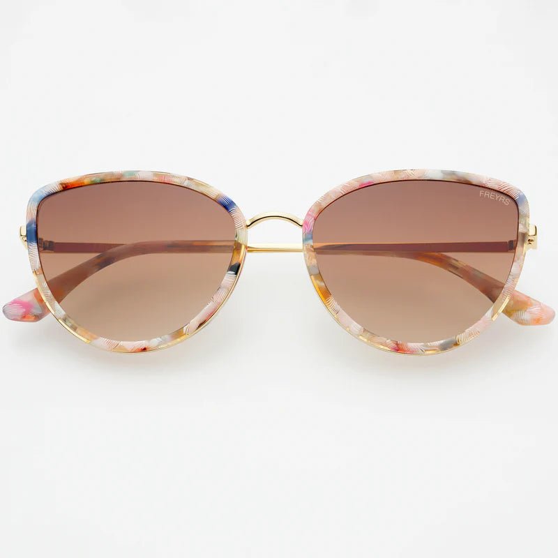 FREYRS Eyewear Luna Cat Eye Sunglasses - Capri by Sunset & Co.