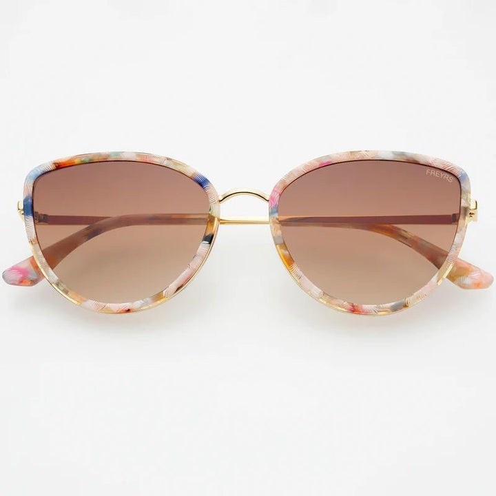FREYRS Eyewear Luna Cat Eye Sunglasses - Capri by Sunset & Co.