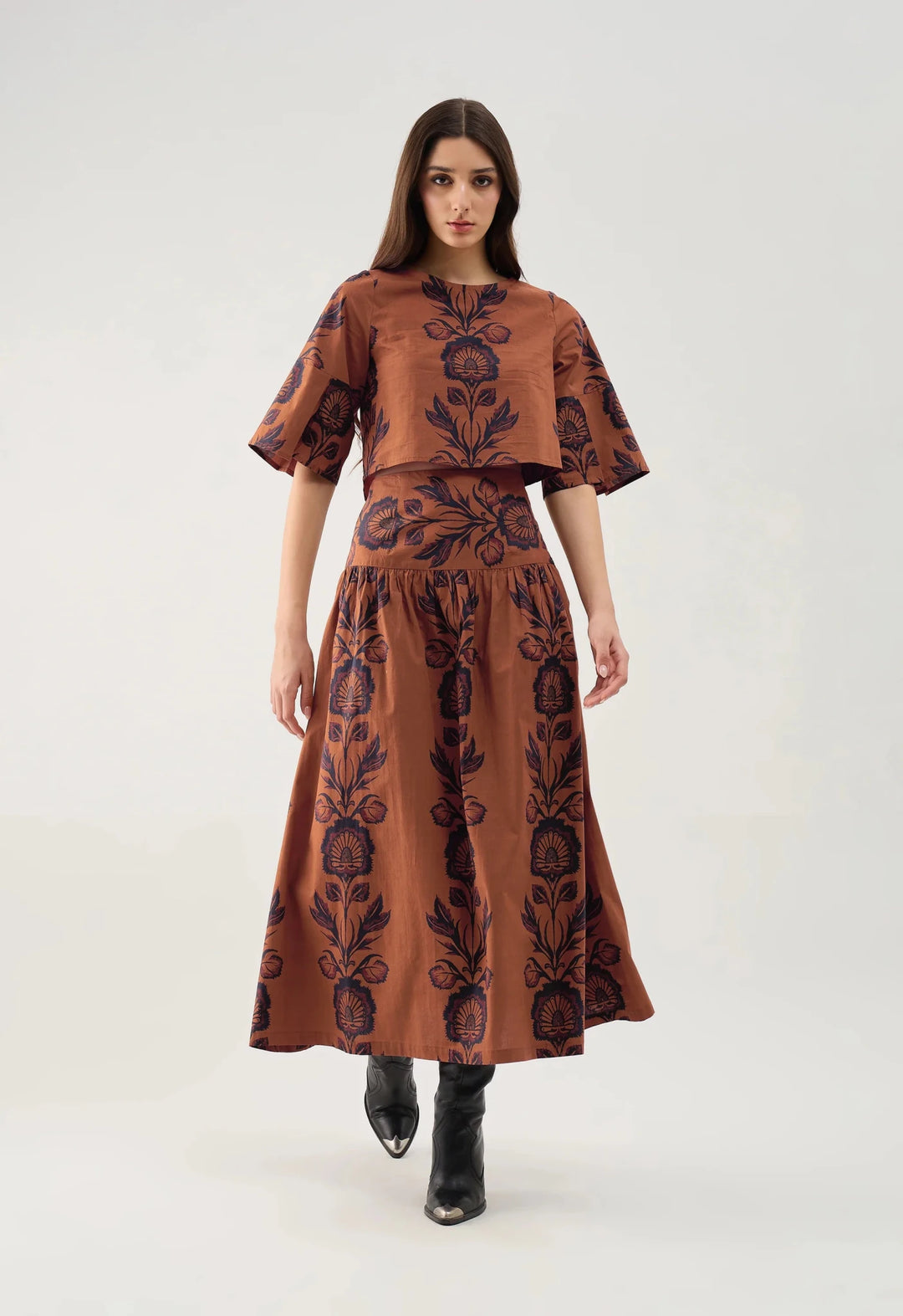 Beyond by Vera Kara Skirt - Capri by Sunset & Co.