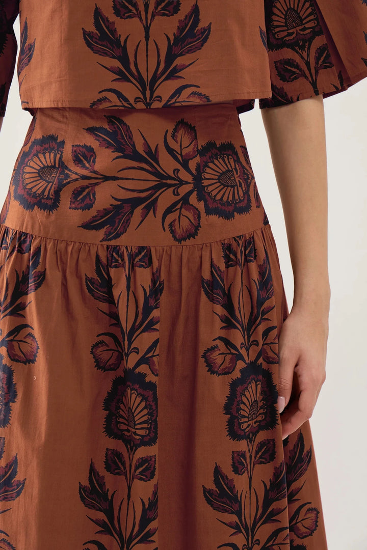 Beyond by Vera Kara Skirt - Capri by Sunset & Co.