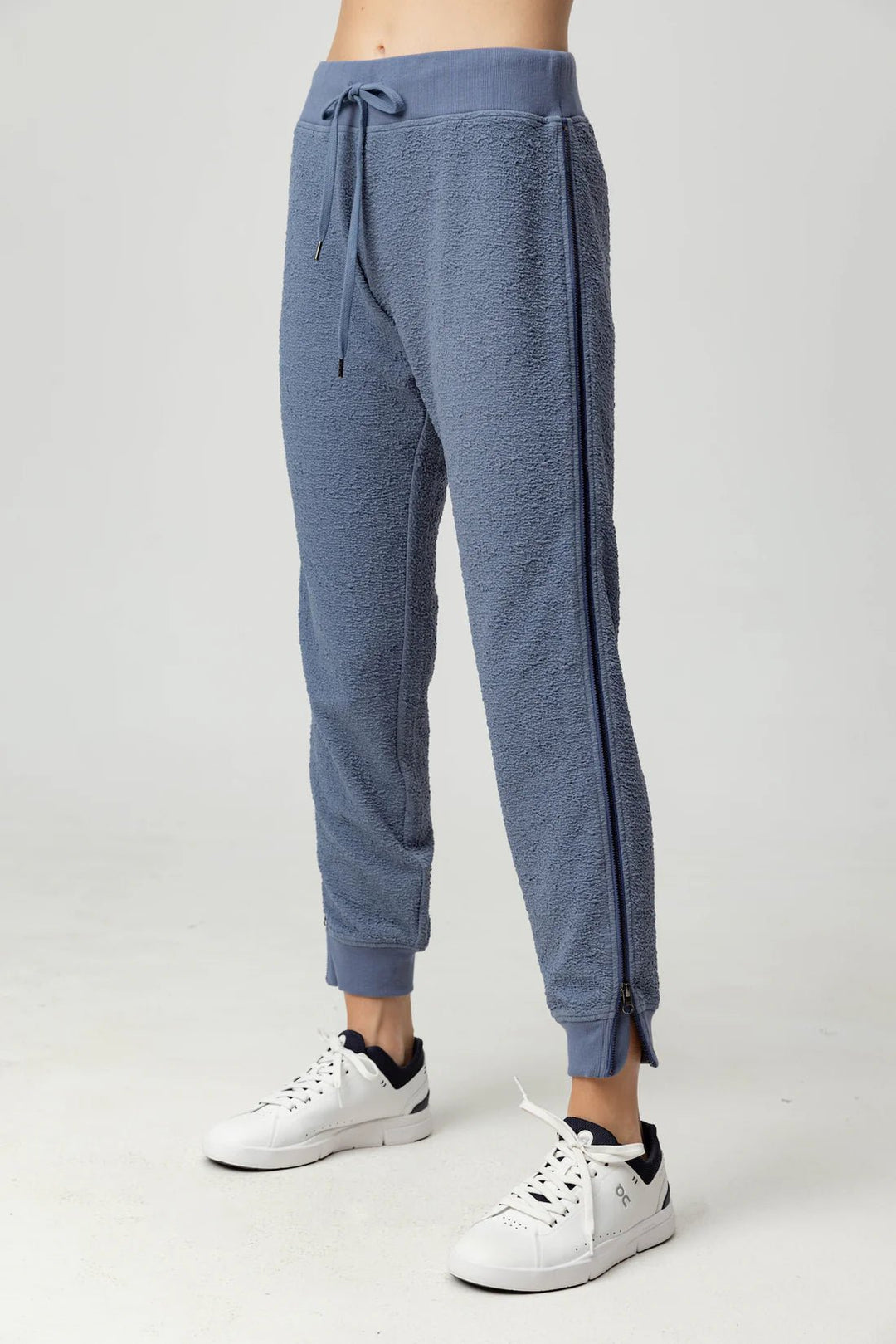 Sundays Adia Jogger - Capri by Sunset & Co.