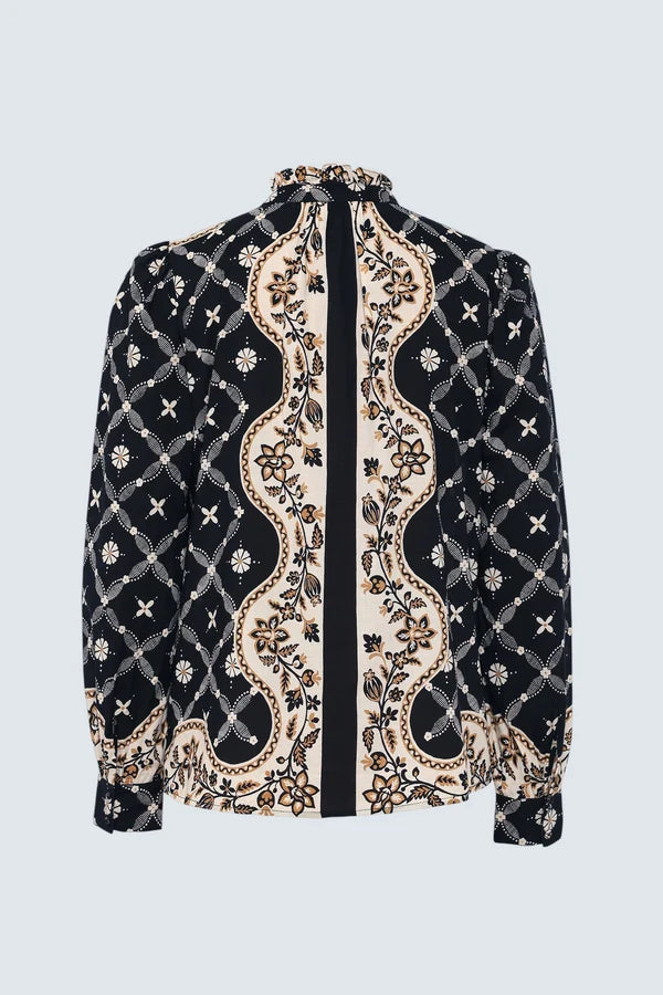 Banjanan Christina Shirt