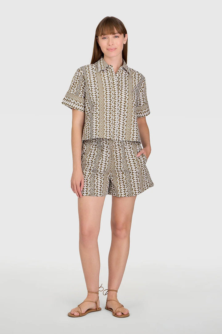 Livro Pool Shorts - Capri by Sunset & Co.