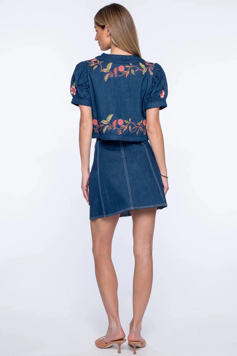 Elizabeth James The Label Coco Top - Capri by Sunset & Co.