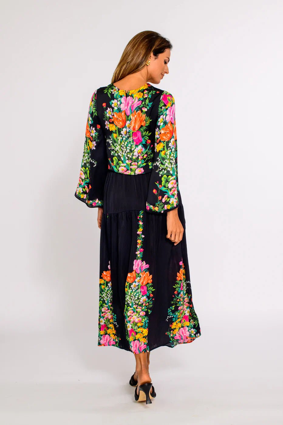 Elizabeth James The Label Gia Top - Capri by Sunset & Co.