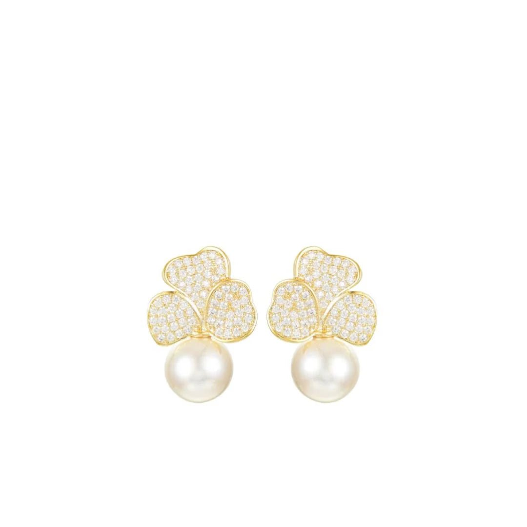 Accessory Concierge Pearl Fleur Earrings - Capri by Sunset & Co.