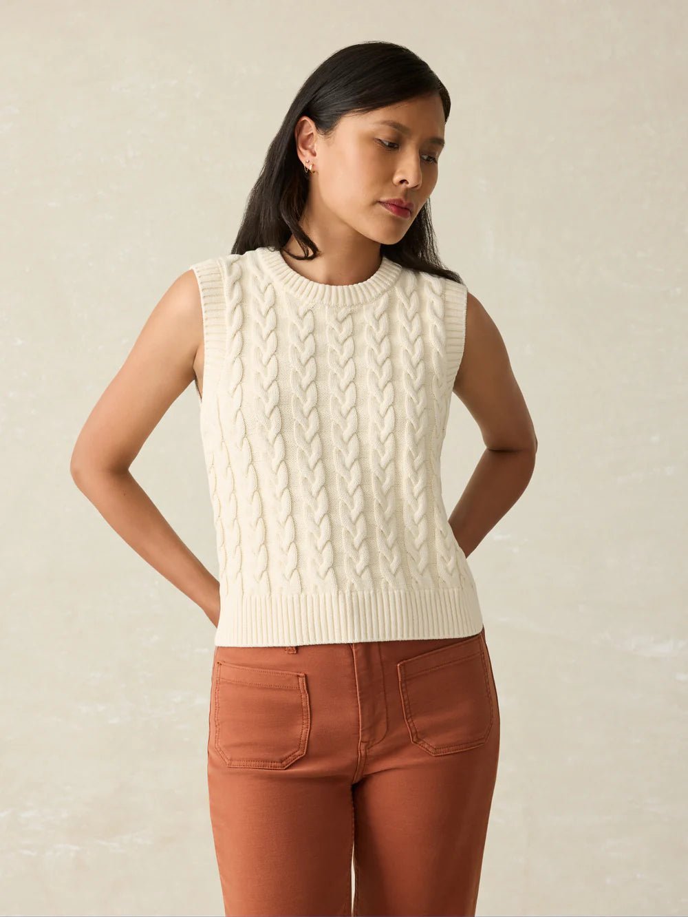 Faherty Sunwashed Sweater Vest - Capri by Sunset & Co.