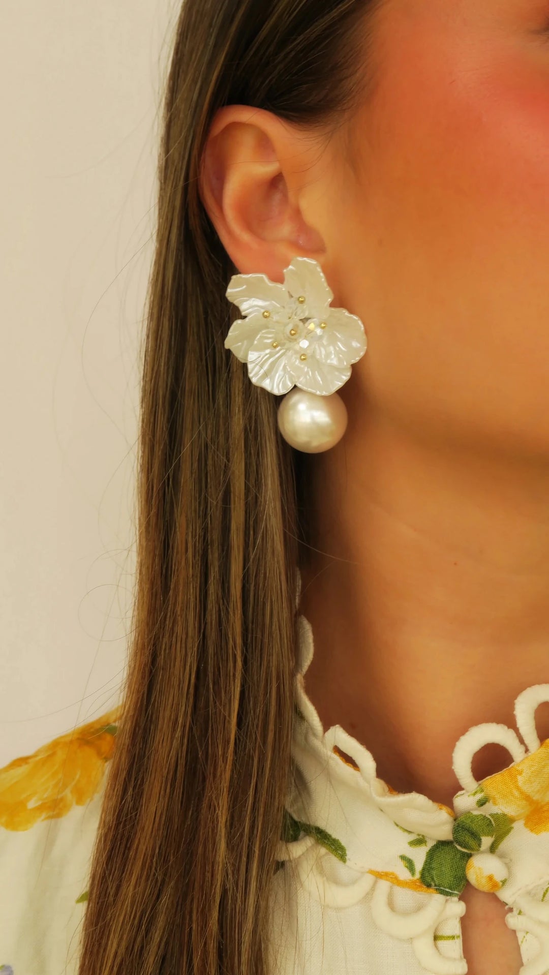 Accessory Concierge Floral Pearl Bursts - Capri by Sunset & Co.