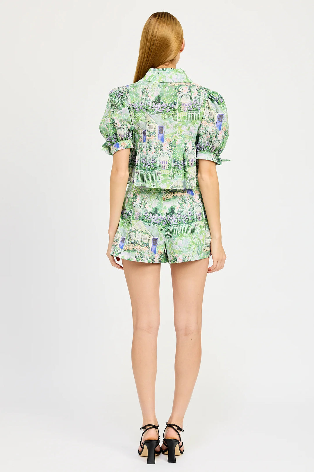 En Saison Molly Belted Shorts - Capri by Sunset & Co.