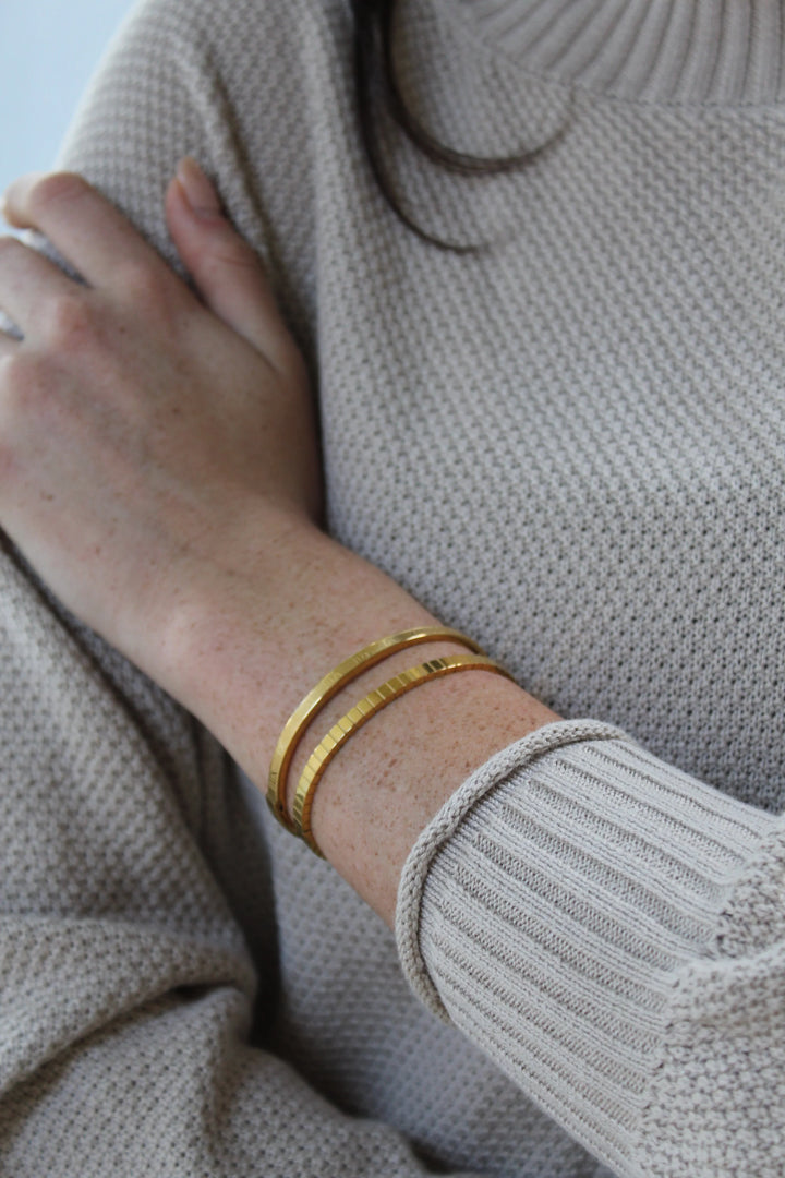Accessory Concierge Rectangular Repeat Bangle - Capri by Sunset & Co.