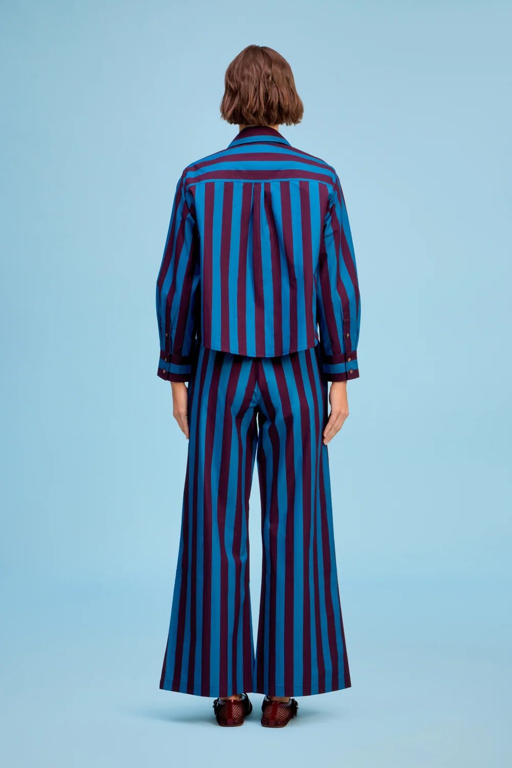 Livro Le Classic Shirt - Capri by Sunset & Co.