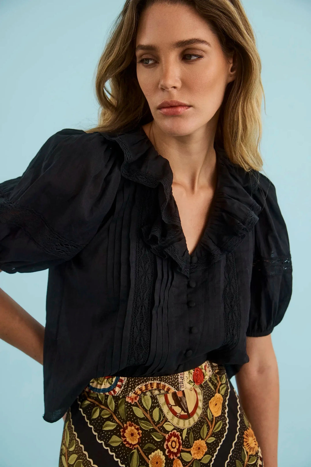 Hunter Bell Mare Top - Capri by Sunset & Co.