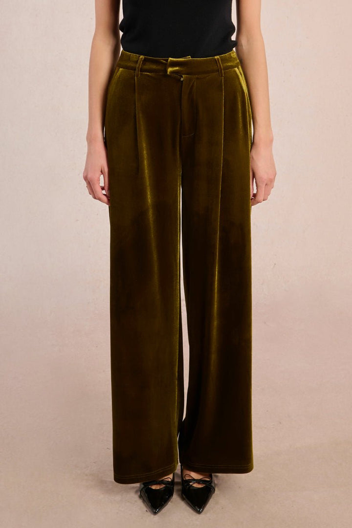 Molly Bracken Velvet Pants - Capri by Sunset & Co.