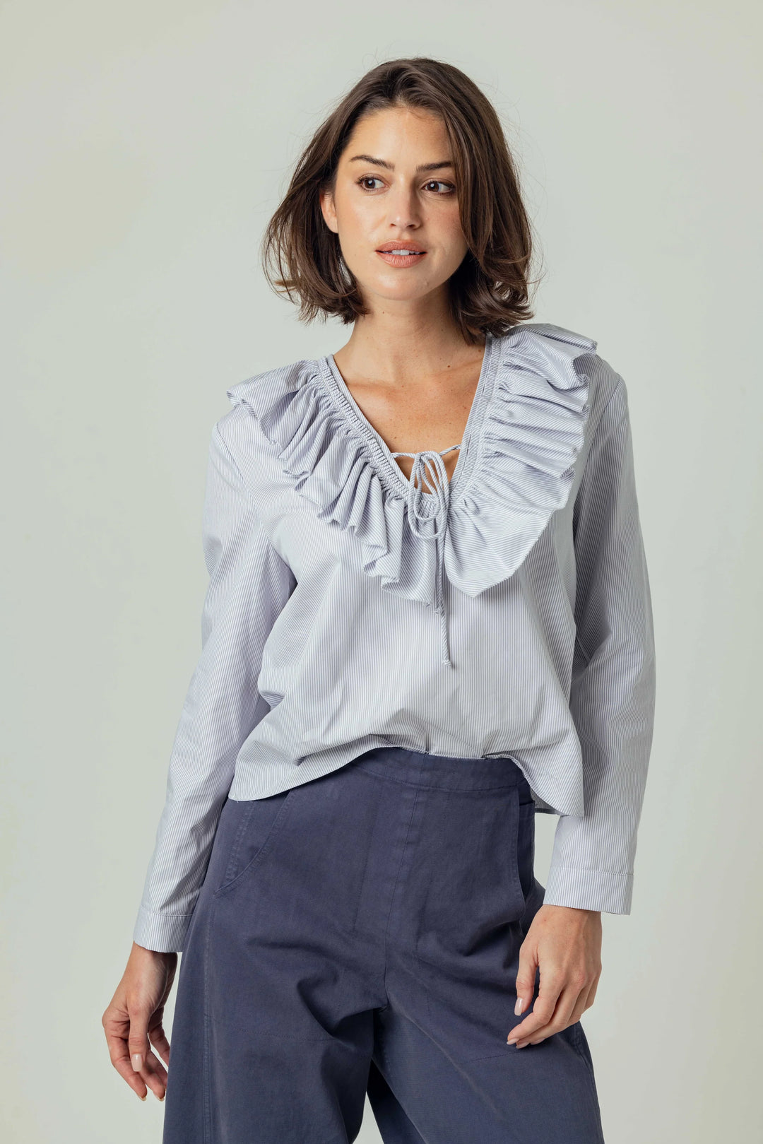 Sundays Thais Top