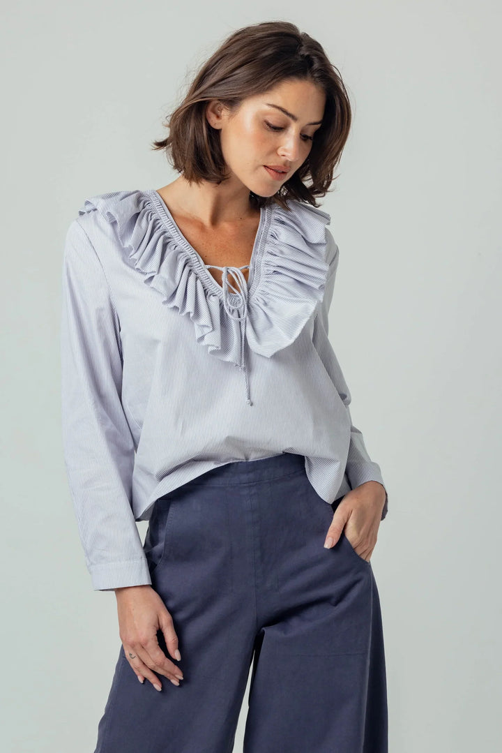 Sundays Thais Top