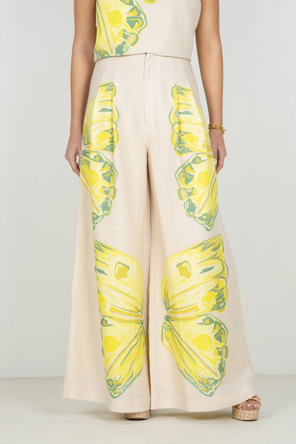 Emily McCarthy Paisley Pant - Capri by Sunset & Co.