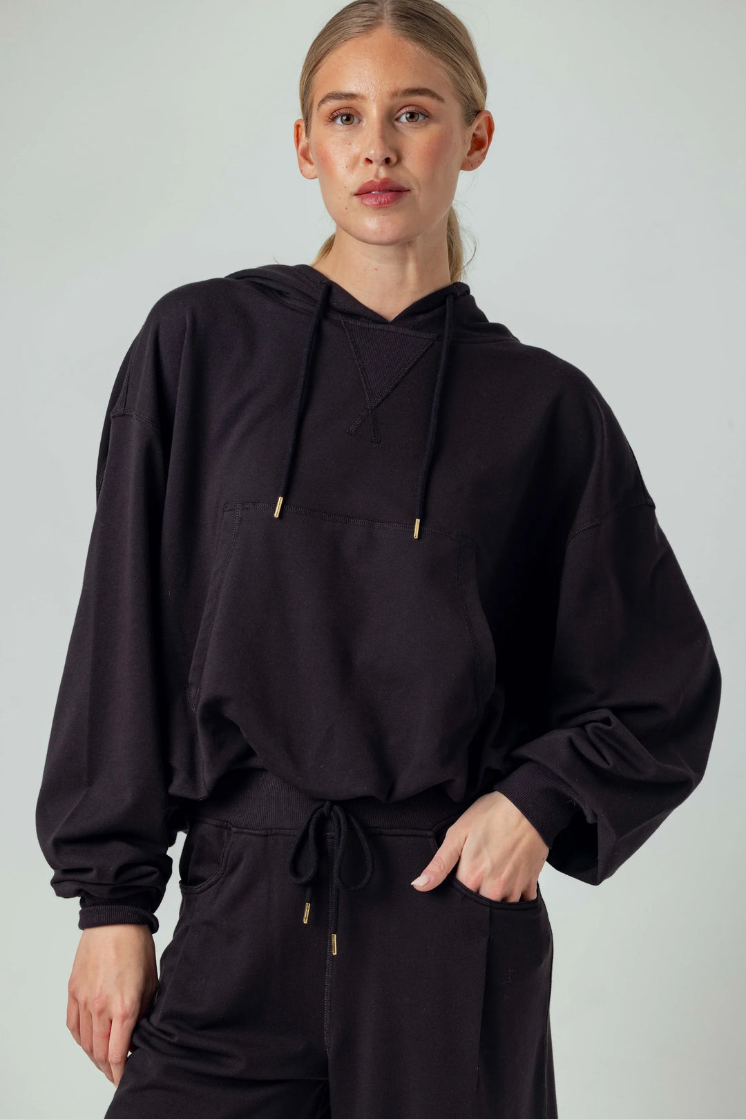 Sundays Aeris Hoodie - Capri by Sunset & Co.