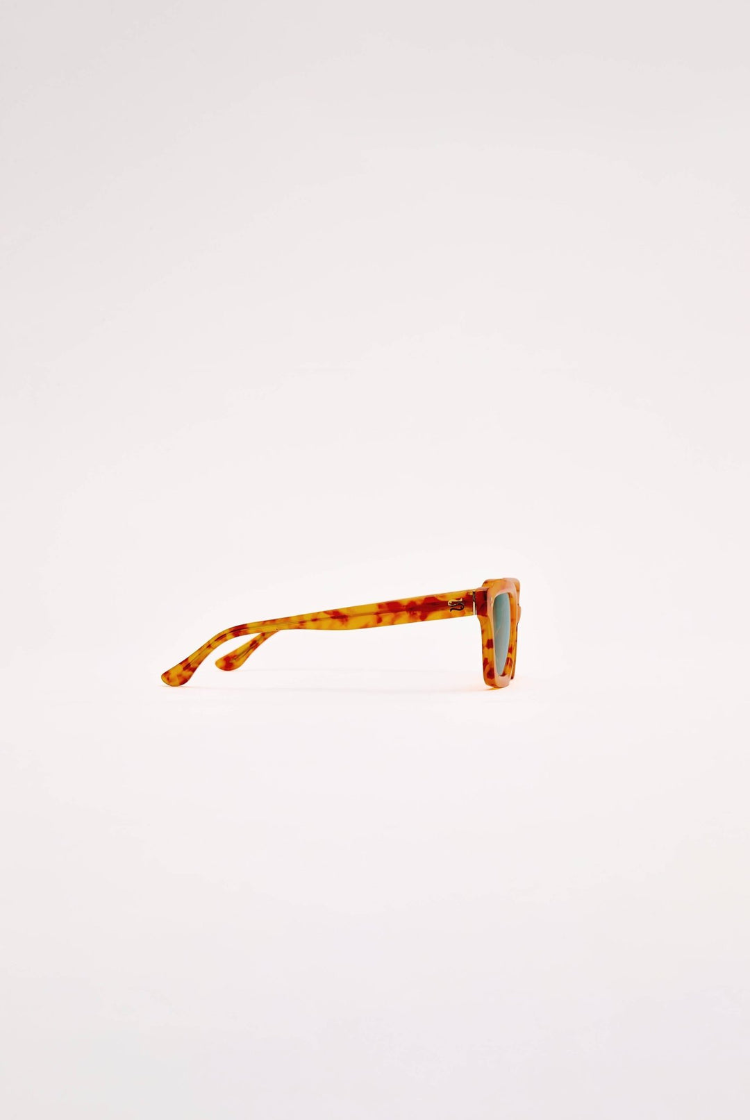 SARDINE Demi Sunglasses - Capri by Sunset & Co.