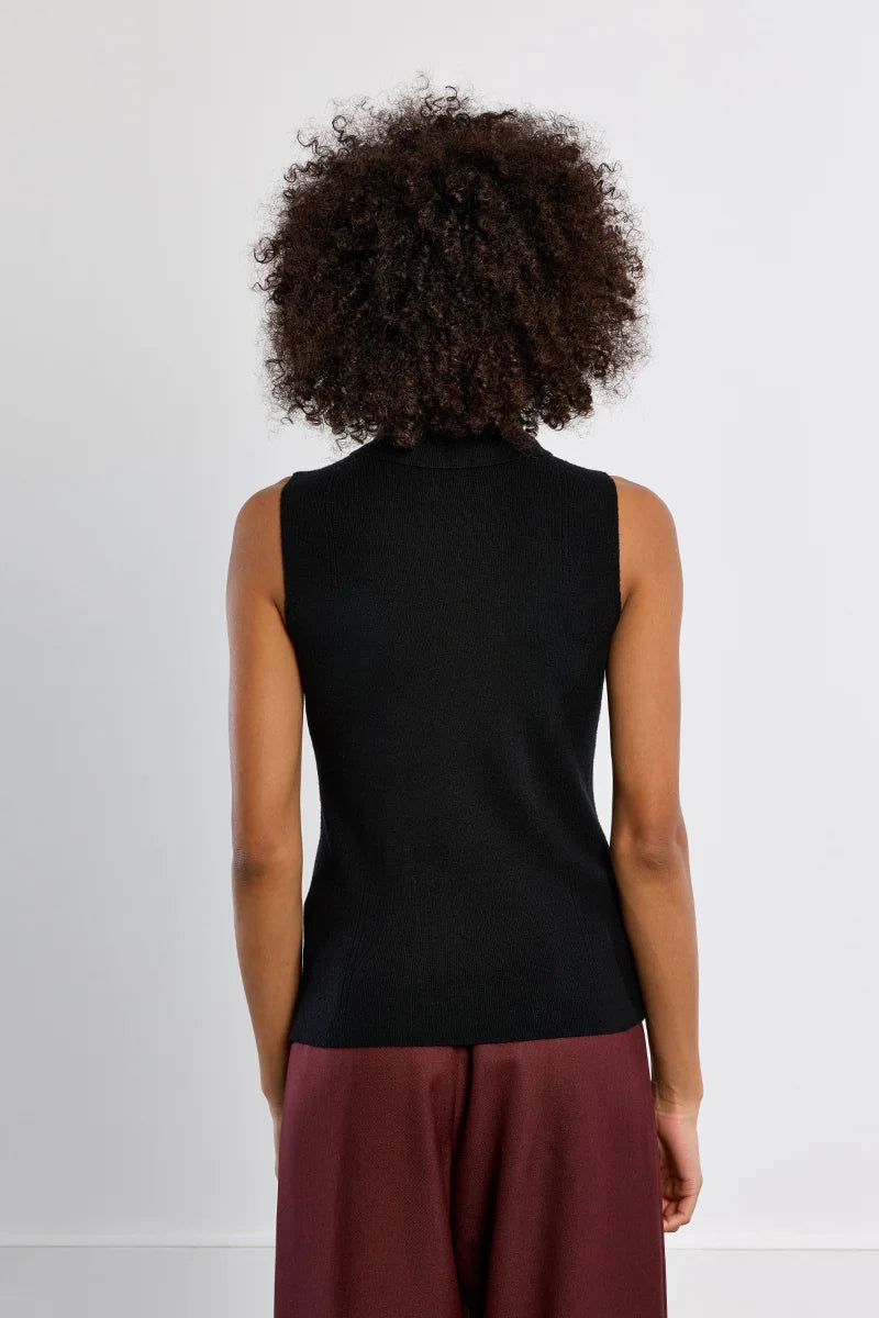 Molly Bracken Thin Sleeveless Turtleneck