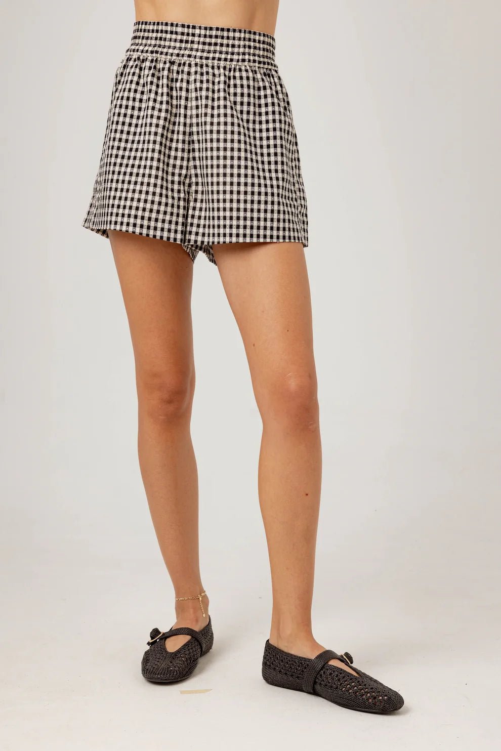 Sundays Fuller Shorts - Capri by Sunset & Co.