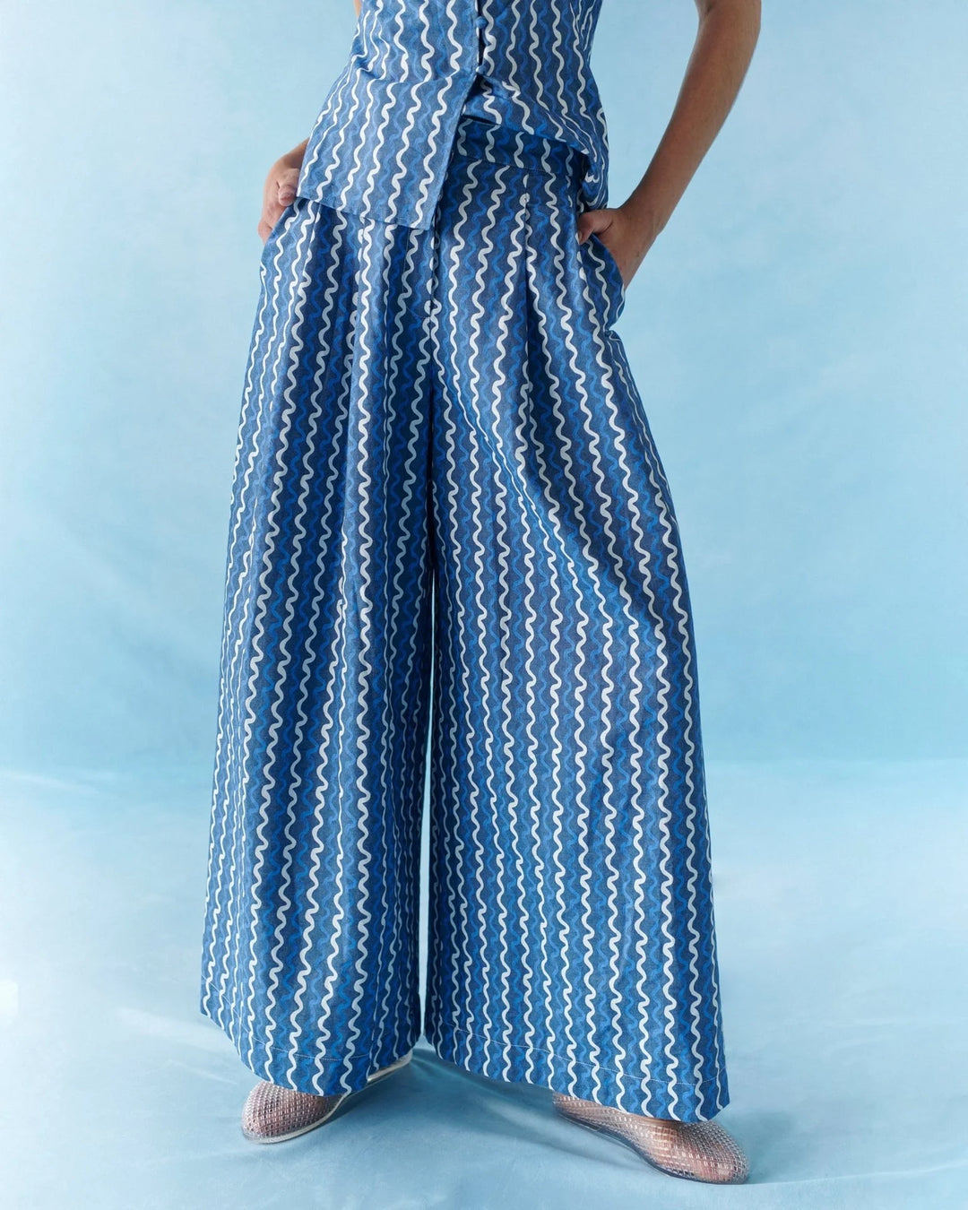 Celia B Jambu Pants - Capri by Sunset & Co.