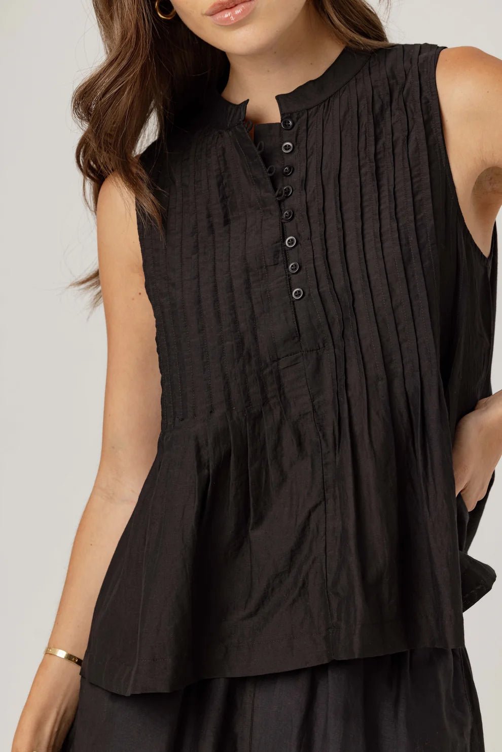 Sundays Lydie Top - Capri by Sunset & Co.