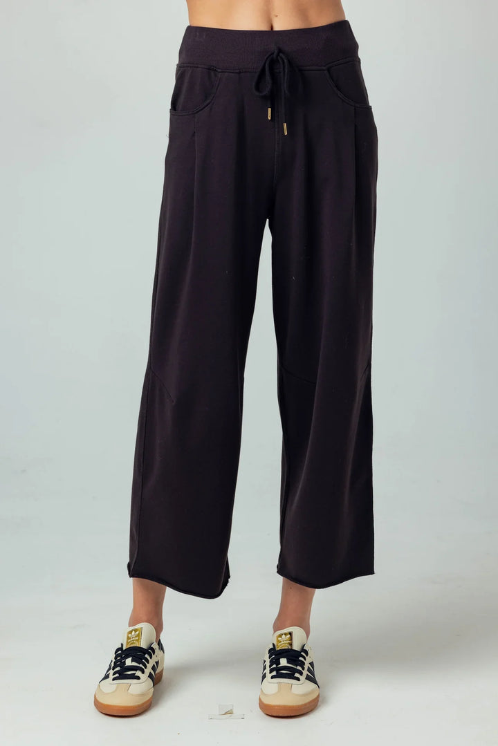 Sundays Nara Pants - Capri by Sunset & Co.
