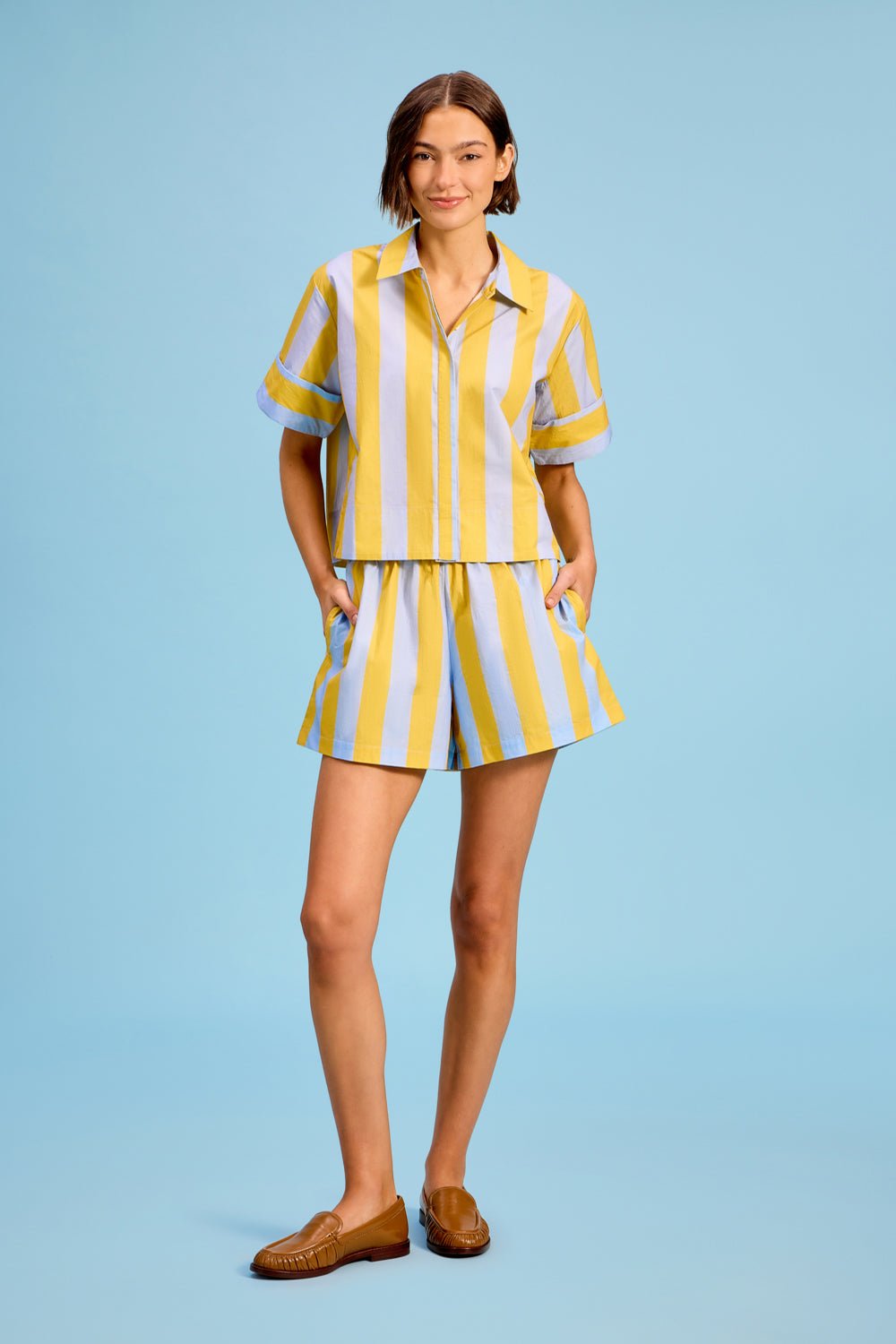 Livro Pool Shorts - Capri by Sunset & Co.