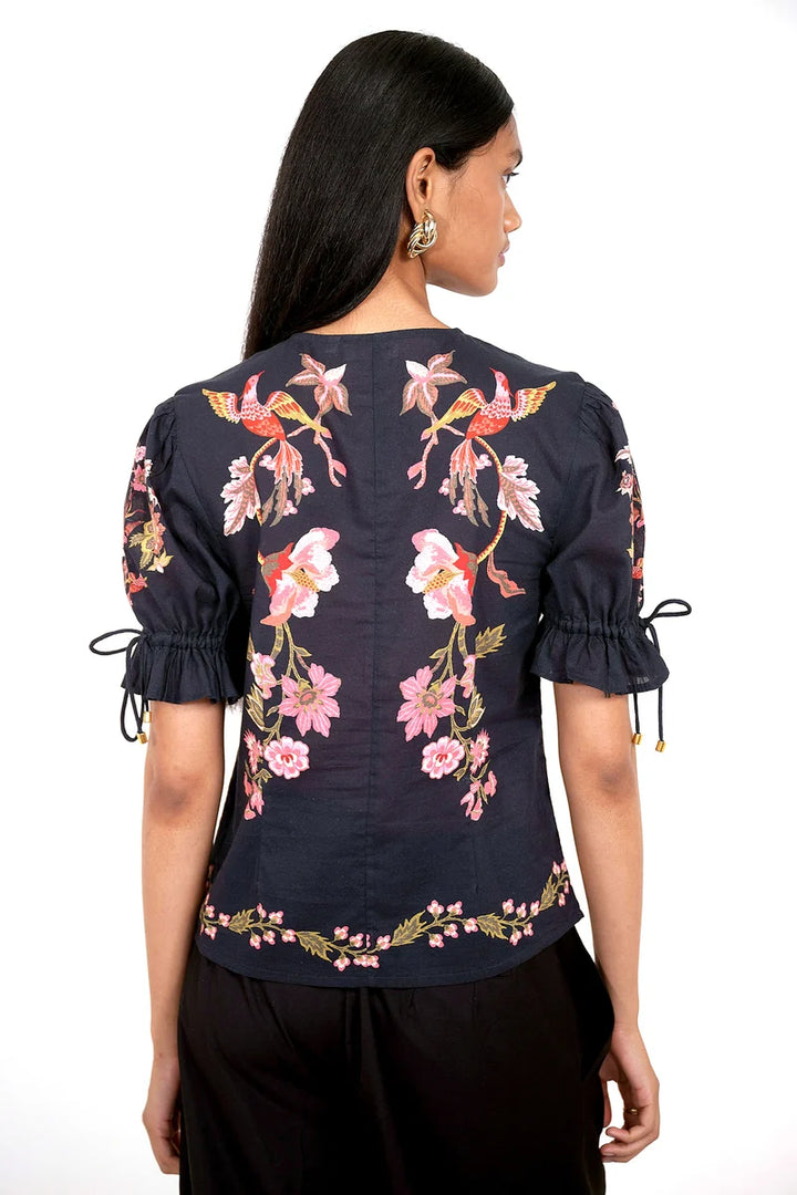 Banjanan Ricki Top