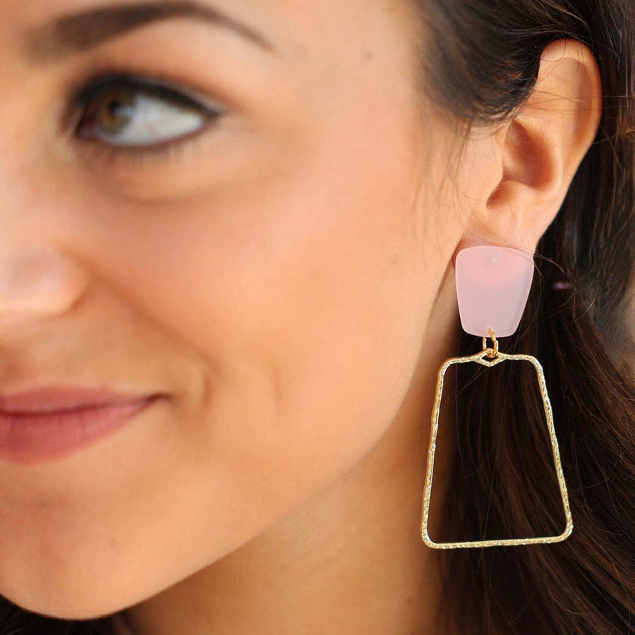 Kaelyn Earrings - Baby Pink