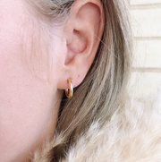Ada Huggie Hoop Earrings - Gold